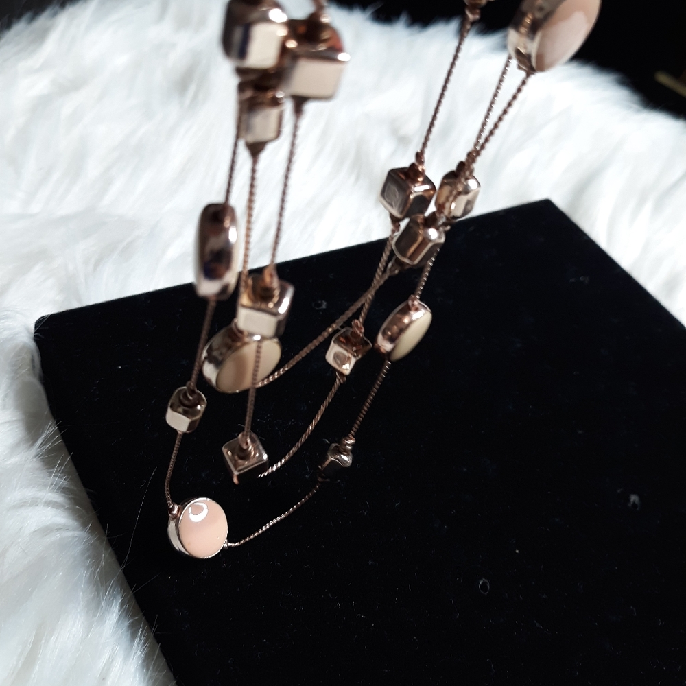 Necklace - Picture 7 of 10